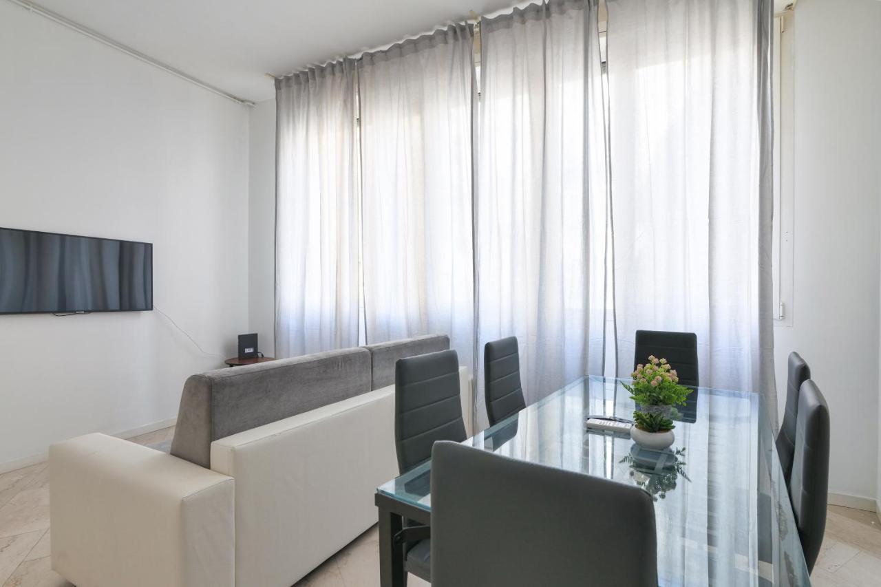 Prestige Boutique Homes - Duomo 1 Milan Extérieur photo